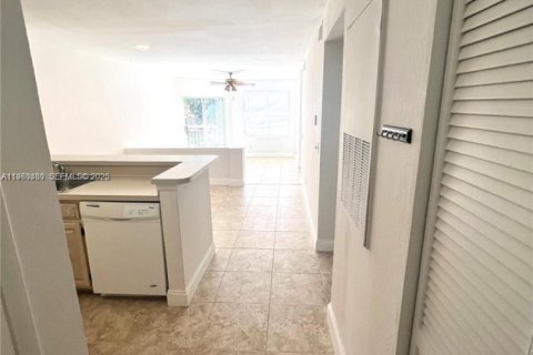 Copropriété à louer à Delray Beach, Floride: 2 chambres, 90.95 m2 № 2023261 - photo 14