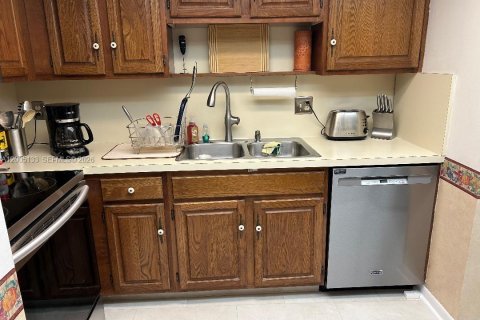 Condo in Lauderdale-by-the-Sea, Florida, 2 bedrooms  № 2069586 - photo 20