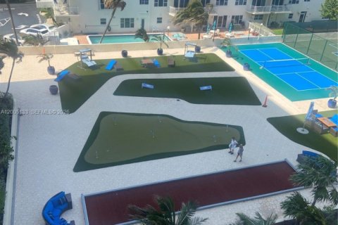 Condo in Lauderdale-by-the-Sea, Florida, 2 bedrooms  № 2069586 - photo 8