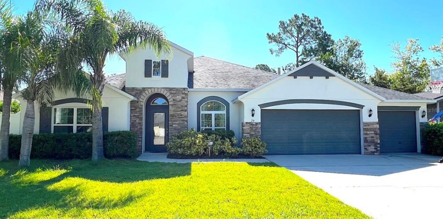 House in Palm Coast, Florida 4 bedrooms, 236.16 sq.m. № 1849397