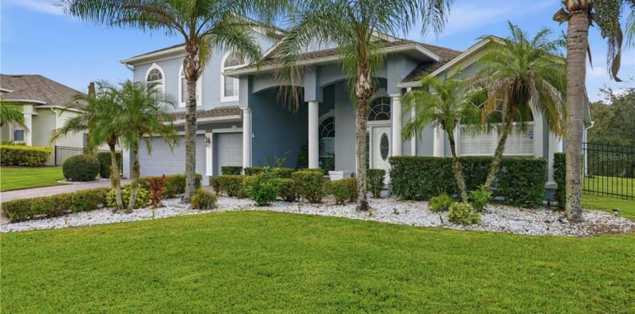 House in STONEYBROOK HILLS in Mount Dora, Florida 5 bedrooms, 352.94 sq.m. № 2430785