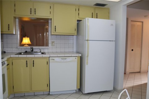 Condominio en venta en Margate, Florida, 2 dormitorios, 92.9 m2 № 1960166 - foto 5