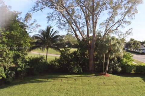 Condominio en venta en Margate, Florida, 2 dormitorios, 92.9 m2 № 1960166 - foto 15