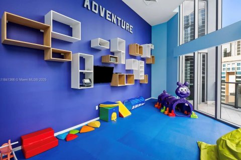 Copropriété à louer à Miami, Floride: 1 chambre, 65.12 m2 № 1832346 - photo 17