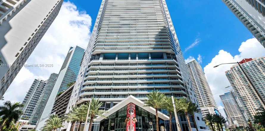 Condo à Miami, Floride, 1 chambre  № 1832346