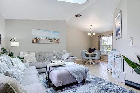 Villa ou maison à vendre à Punta Gorda, Floride: 3 chambres, 160.26 m2 № 2278077 - photo 7