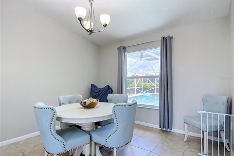 Villa ou maison à vendre à Punta Gorda, Floride: 3 chambres, 160.26 m2 № 2278077 - photo 11