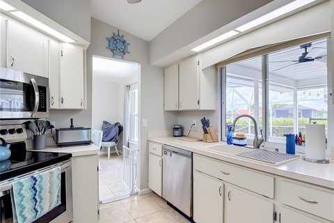 Villa ou maison à vendre à Punta Gorda, Floride: 3 chambres, 160.26 m2 № 2278077 - photo 17