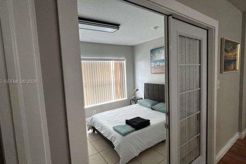 Apartment in Pompano Beach, Florida 2 bedrooms, 273.88 sq.m. № 2060346 - photo 19