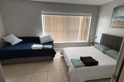 Apartment in Pompano Beach, Florida 2 bedrooms, 273.88 sq.m. № 2060346 - photo 20