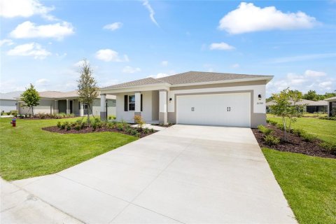House in Ocala, Florida 3 bedrooms, 182.74 sq.m. № 2201058 - photo 2
