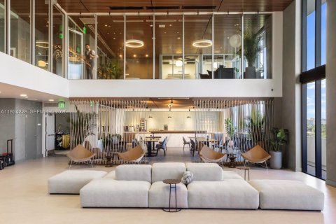 Снять в аренду квартиру в Майами, Флорида 4 спальни, 153.57м2, № 1992462 - фото 7