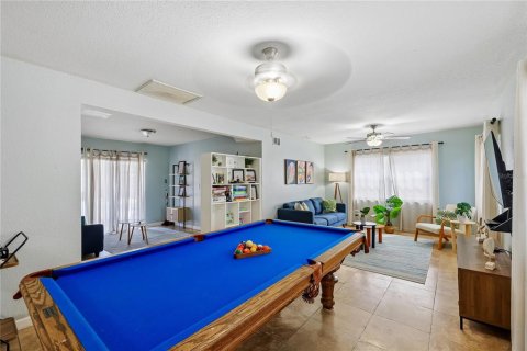House in Sarasota, Florida 4 bedrooms, 242.57 sq.m. № 2394050 - photo 8