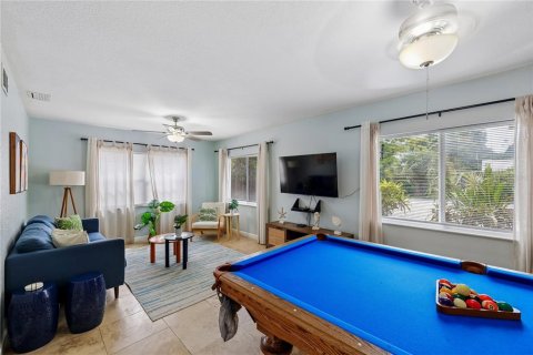 House in Sarasota, Florida 4 bedrooms, 242.57 sq.m. № 2394050 - photo 7