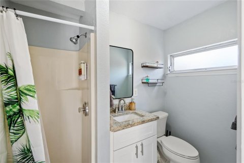 House in Sarasota, Florida 4 bedrooms, 242.57 sq.m. № 2394050 - photo 17