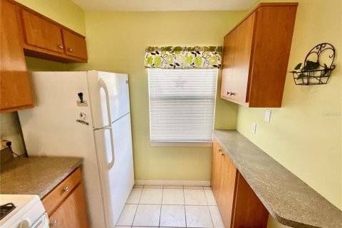 Condo in Clearwater, Florida, 1 bedroom  № 1648080 - photo 6