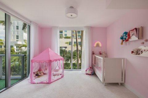 Condominio en alquiler en North Bay Village, Florida, 4 dormitorios, 231.88 m2 № 1953047 - foto 20