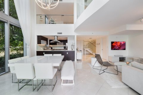 Condominio en alquiler en North Bay Village, Florida, 4 dormitorios, 231.88 m2 № 1953047 - foto 8