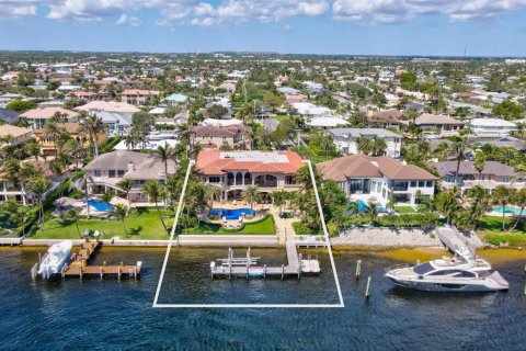 Villa ou maison à vendre à Lighthouse Point, Floride: 6 chambres, 913.23 m2 № 2085888 - photo 5
