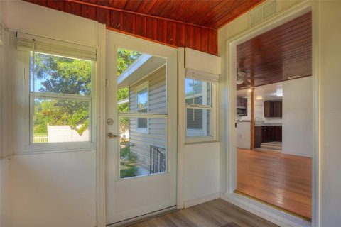 House in Orange City, Florida 2 bedrooms, 123.56 sq.m. № 2351916 - photo 7