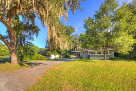 House in Orange City, Florida 2 bedrooms, 123.56 sq.m. № 2351916 - photo 2