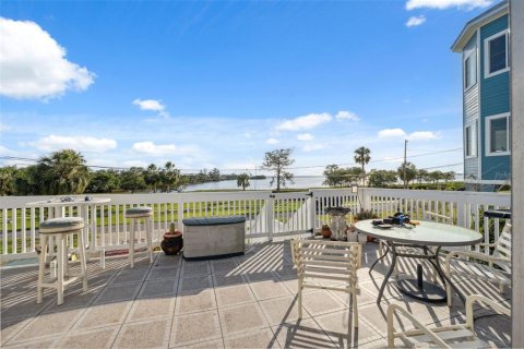 Villa ou maison à vendre à Tarpon Springs, Floride: 3 chambres, 253.62 m2 № 1745220 - photo 17