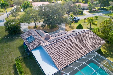 Купить виллу или дом в Корал-Спрингс, Флорида 4 спальни, 181.25м2, № 2029934 - фото 19