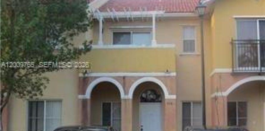 Adosado en North Lauderdale, Florida 2 dormitorios, 123.19 m2 № 2089862
