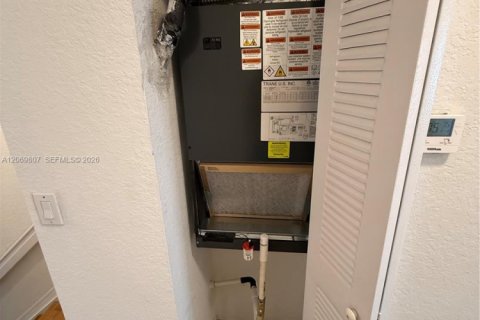 Touwnhouse à louer à Doral, Floride: 3 chambres, 127.28 m2 № 2307634 - photo 16