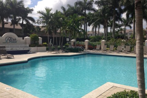 Touwnhouse à louer à Doral, Floride: 3 chambres, 127.28 m2 № 2307634 - photo 29
