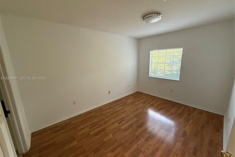 Touwnhouse à louer à Doral, Floride: 3 chambres, 127.28 m2 № 2307634 - photo 18