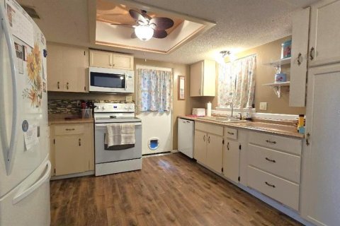 House in Ocala, Florida 2 bedrooms, 96.62 sq.m. № 1680179 - photo 13