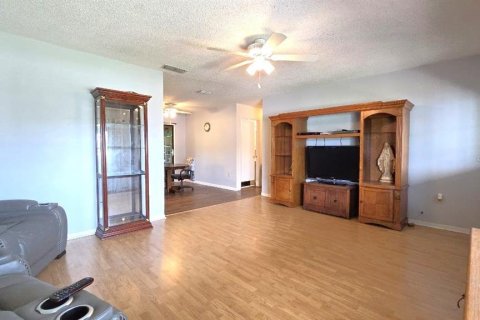 House in Ocala, Florida 2 bedrooms, 96.62 sq.m. № 1680179 - photo 8