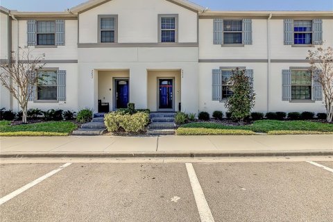 Touwnhouse à vendre à Kissimmee, Floride: 5 chambres, 210.24 m2 № 2395742 - photo 2