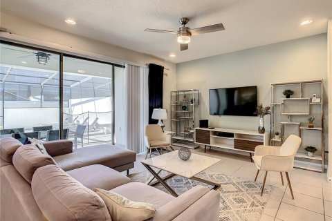 Touwnhouse à vendre à Kissimmee, Floride: 5 chambres, 210.24 m2 № 2395742 - photo 16