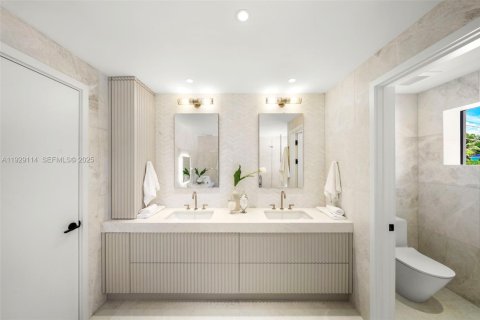 Villa ou maison à louer à Miami, Floride: 4 chambres, 340.49 m2 № 1987645 - photo 27