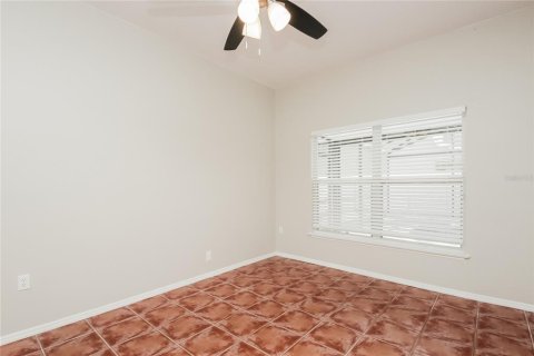 Casa en alquiler en Orlando, Florida, 4 dormitorios, 157.38 m2 № 1910156 - foto 7