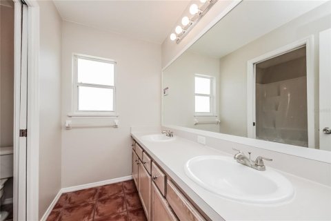 Casa en alquiler en Orlando, Florida, 4 dormitorios, 157.38 m2 № 1910156 - foto 12