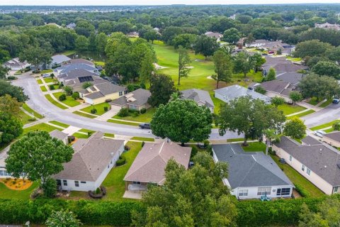 Villa ou maison à vendre à Mount Dora, Floride: 2 chambres, 148.92 m2 № 2316545 - photo 5