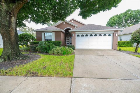 Villa ou maison à vendre à Mount Dora, Floride: 2 chambres, 148.92 m2 № 2316545 - photo 2