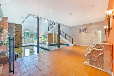 House in Miramar, Florida 8 bedrooms, 886.01 sq.m. № 2245430 - photo 23