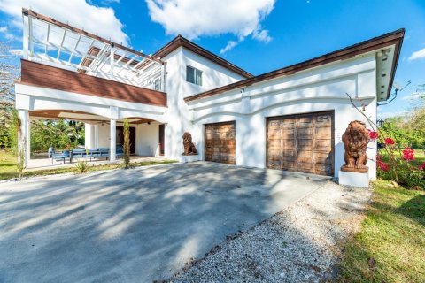 House in Miramar, Florida 8 bedrooms, 886.01 sq.m. № 2245430 - photo 3