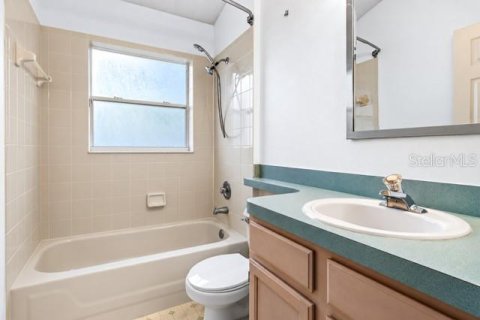 House in Davenport, Florida 3 bedrooms, 154.96 sq.m. № 2425629 - photo 25