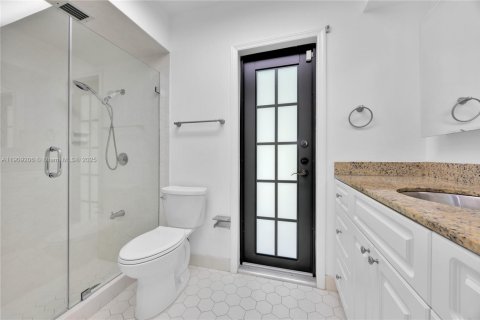 Casa en venta en Palmetto Bay, Florida, 4 dormitorios, 197.88 m2 № 1964787 - foto 24