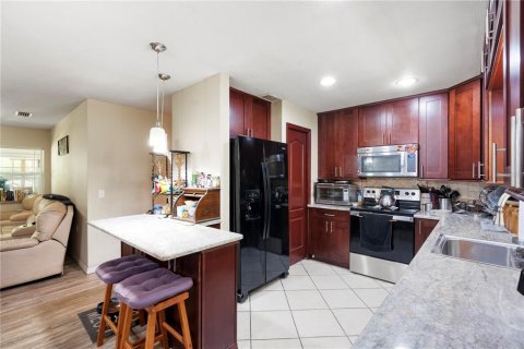 Casa en venta en Zephyrhills, Florida, 4 dormitorios, 149.2 m2 № 1737314 - foto 16