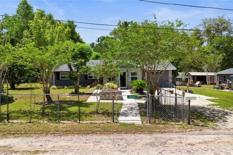 Casa en venta en Zephyrhills, Florida, 4 dormitorios, 149.2 m2 № 1737314 - foto 12