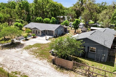 Casa en venta en Zephyrhills, Florida, 4 dormitorios, 149.2 m2 № 1737314 - foto 11
