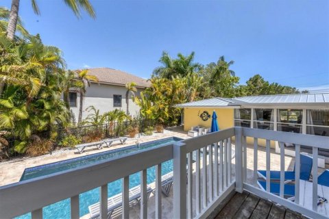 House in Sarasota, Florida 2 bedrooms, 106.28 sq.m. № 1648259 - photo 16