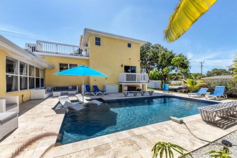 House in Sarasota, Florida 2 bedrooms, 106.28 sq.m. № 1648259 - photo 22