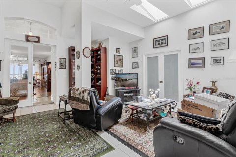 Villa ou maison à vendre à Tavares, Floride: 4 chambres, 308.71 m2 № 2101277 - photo 19